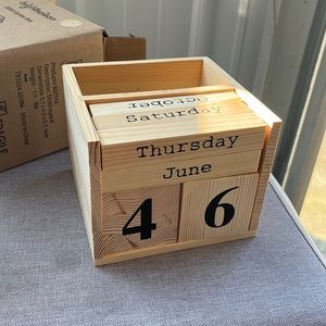 Brightmaison desk pencil holder